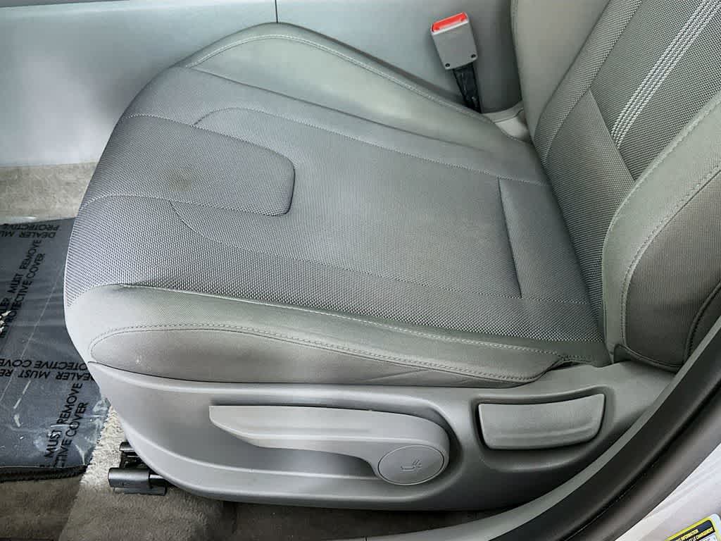 Thumbnail: 2024 Hyundai Elantra - 27