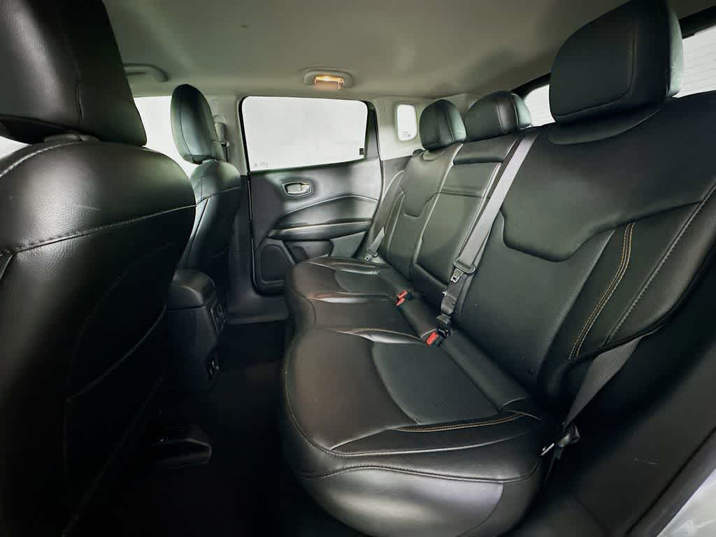 Thumbnail: 2020 Jeep Compass - 14