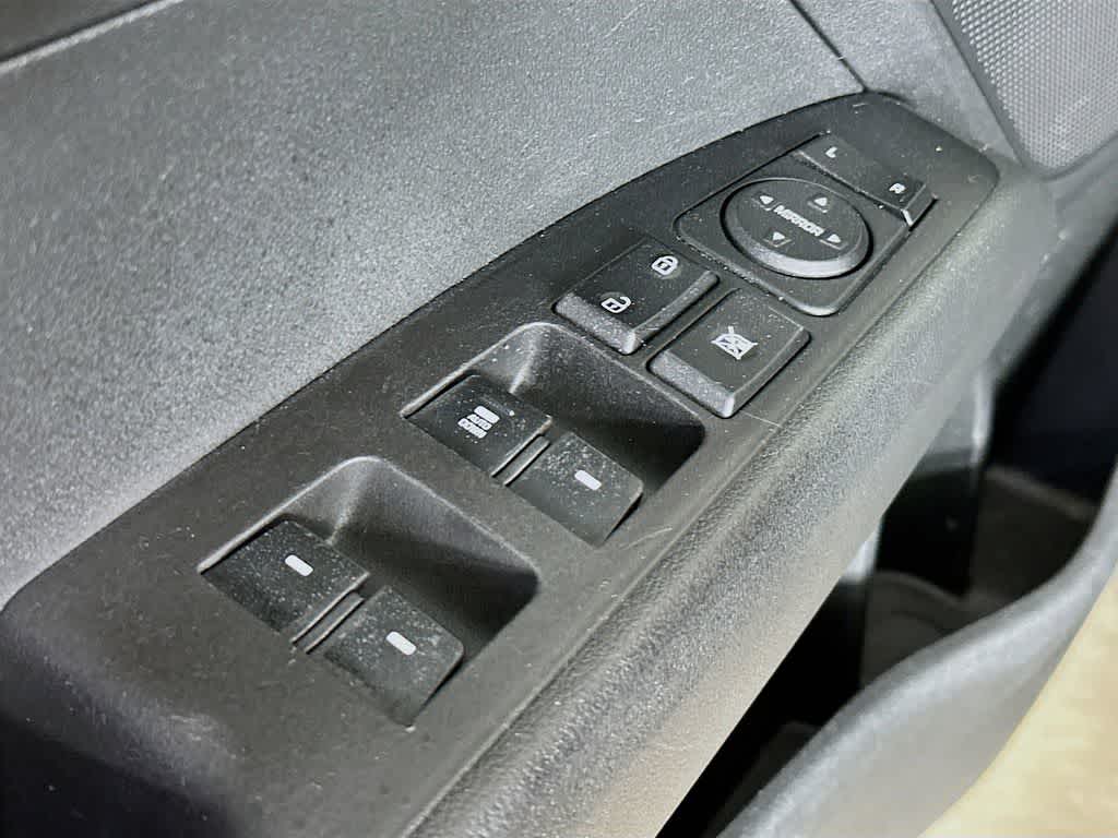 Thumbnail: 2020 Hyundai Elantra - 27