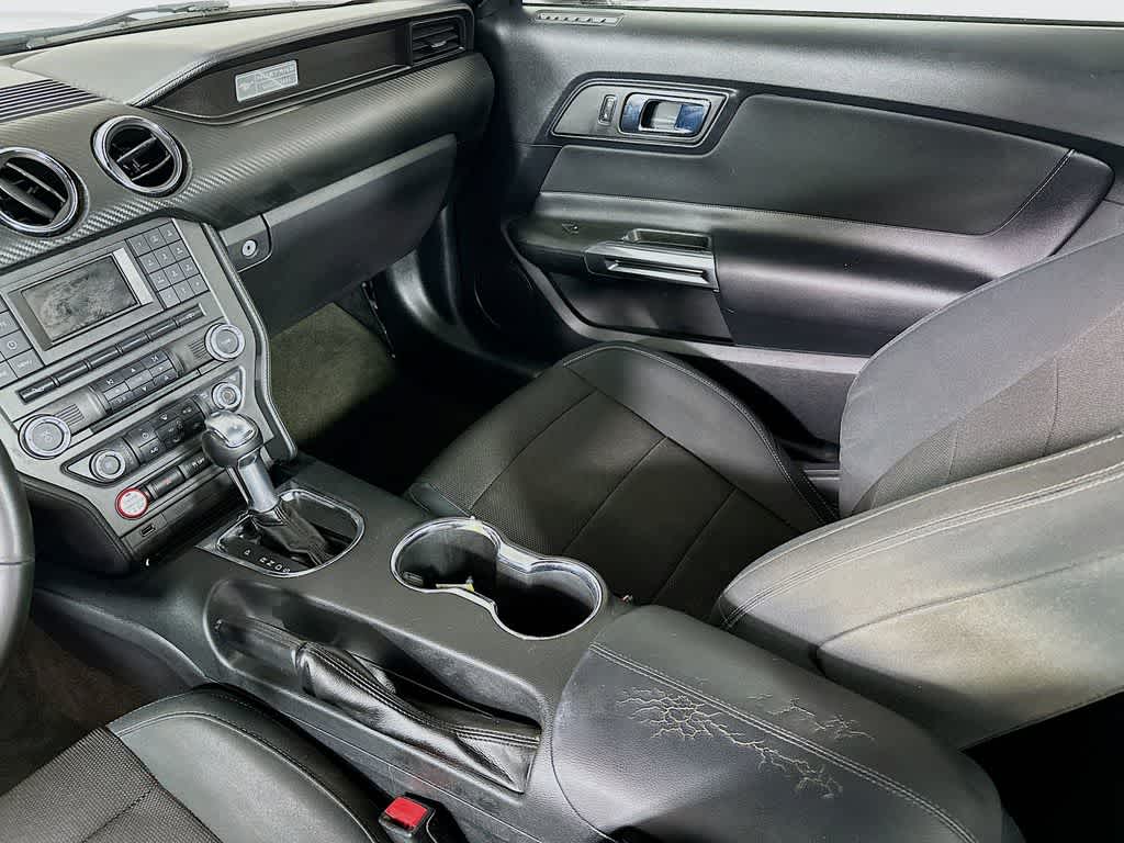 Thumbnail: 2016 Ford Mustang - 10