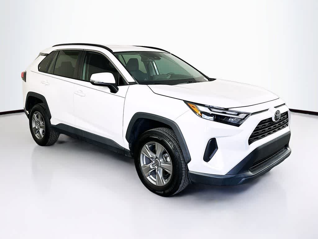 Thumbnail: 2022 Toyota RAV4 - 24