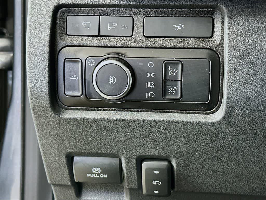 Thumbnail: 2023 Ford Econoline - 26