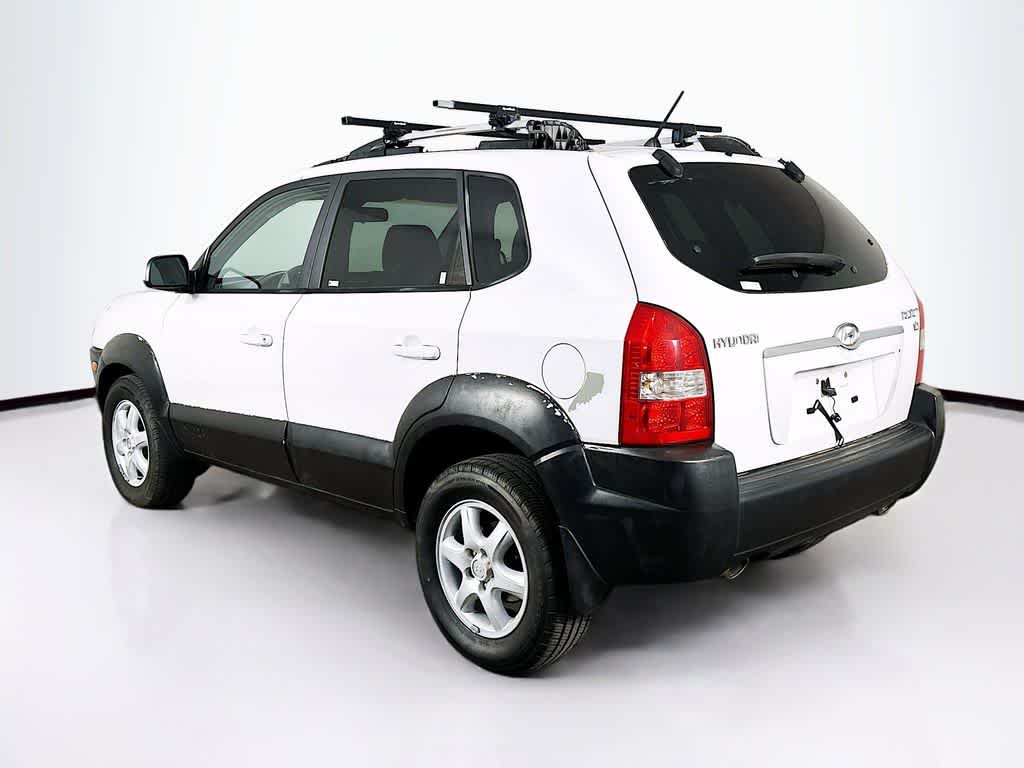 Thumbnail: 2005 Hyundai Tucson - 4