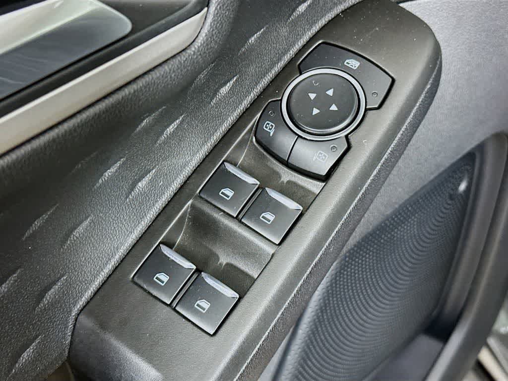 Thumbnail: 2020 Ford Escape - 30