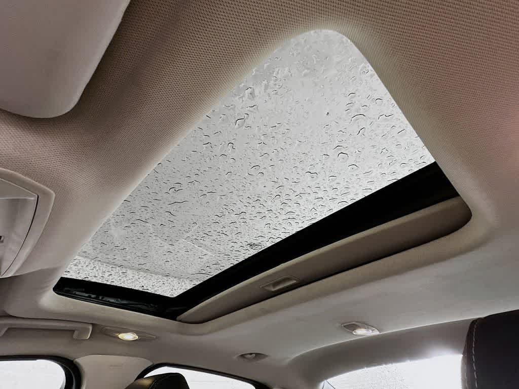 Thumbnail: 2013 Ford Focus - 28