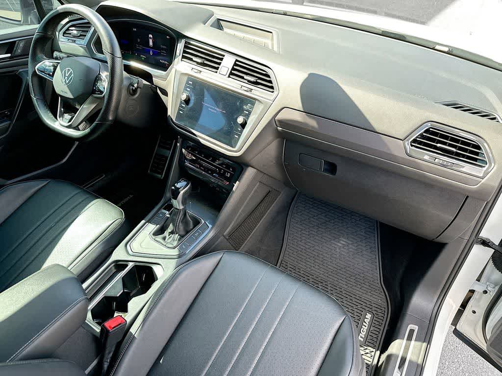 Thumbnail: 2022 Volkswagen Tiguan - 31