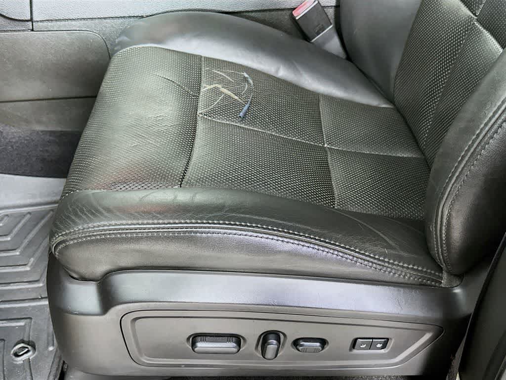 2010 Lincoln Navigator  31
