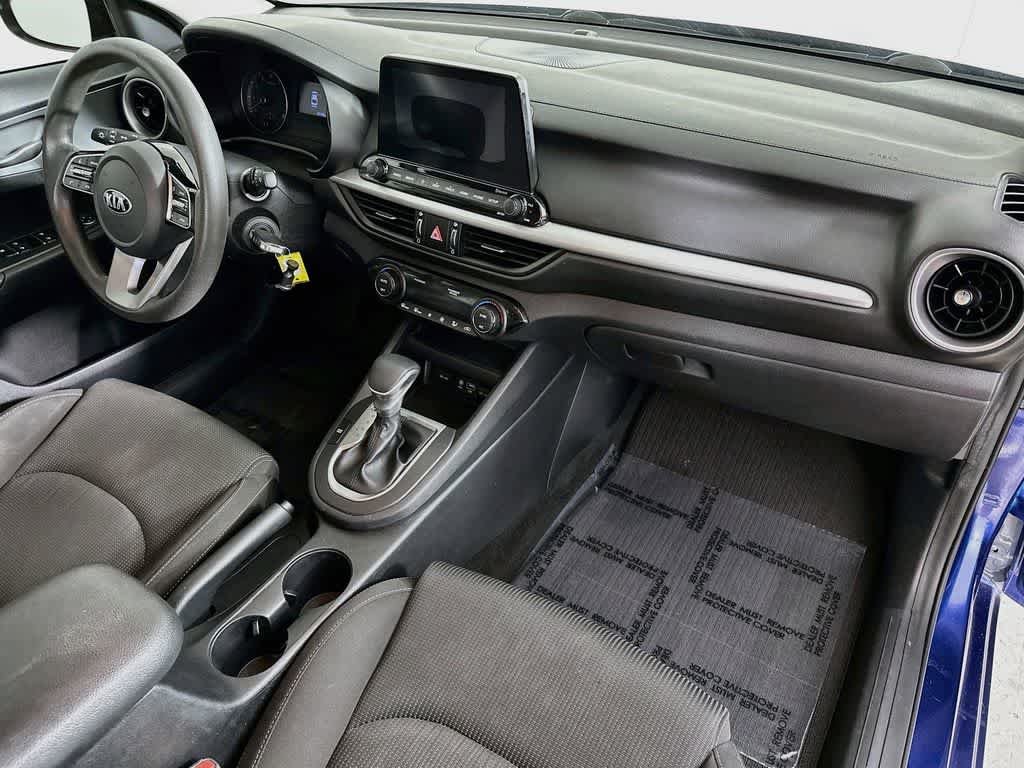 Thumbnail: 2019 Kia Forte - 30