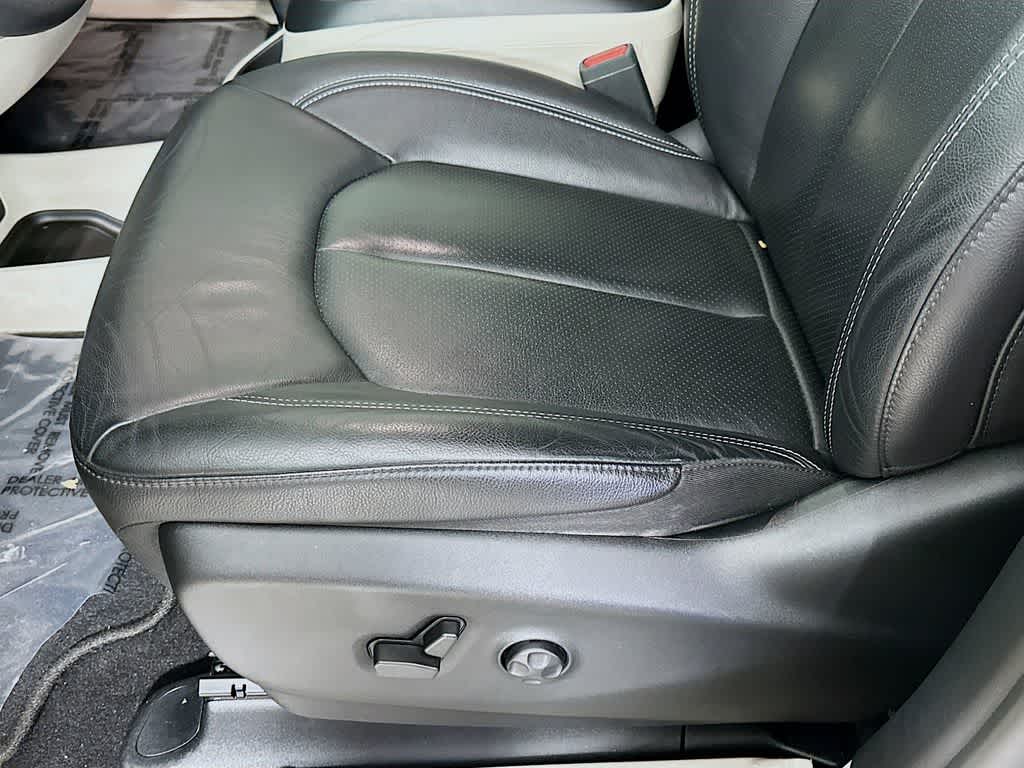 Thumbnail: 2022 Chrysler Pacifica - 28