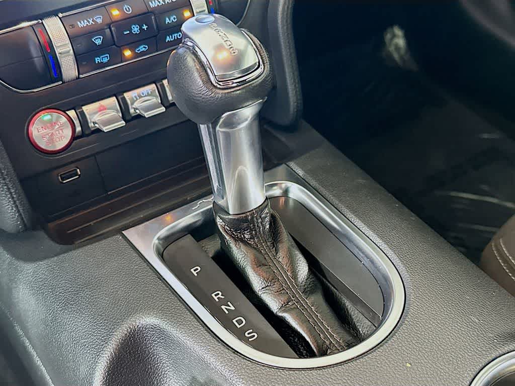 Thumbnail: 2022 Ford Mustang - 17