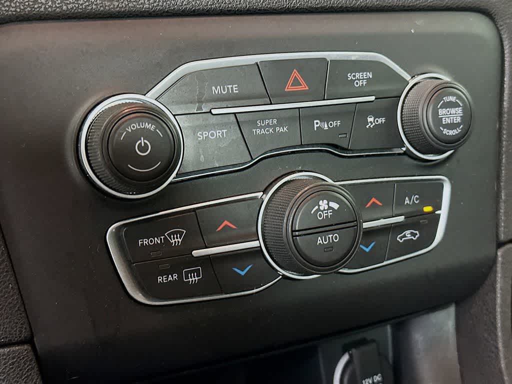 Thumbnail: 2023 Dodge Charger - 18