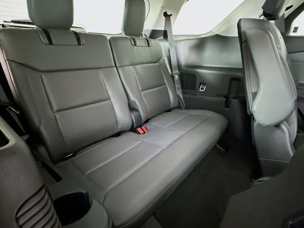 Thumbnail: 2025 Ford Explorer - 31