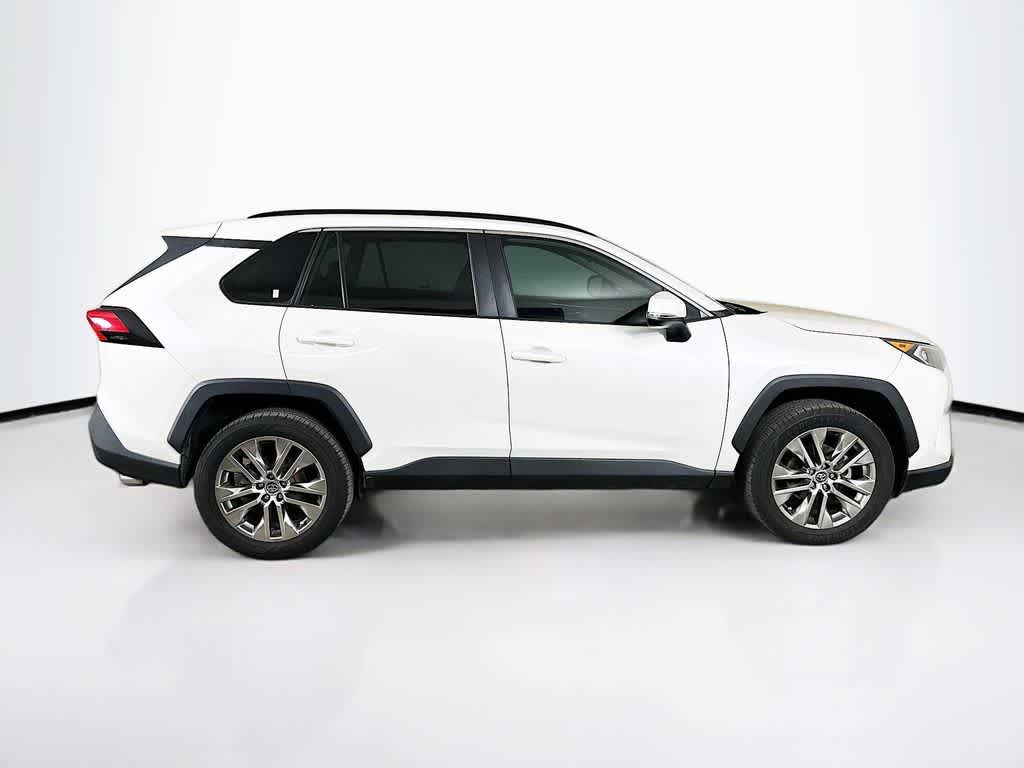 Thumbnail: 2021 Toyota RAV4 - 26