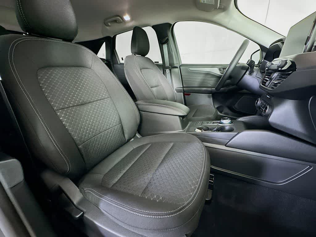 Thumbnail: 2026 Ford Escape - 15