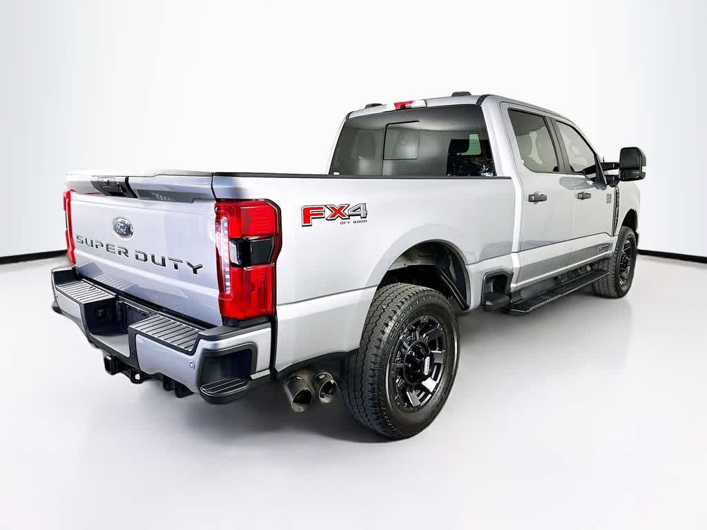 Thumbnail: 2024 Ford Econoline - 24