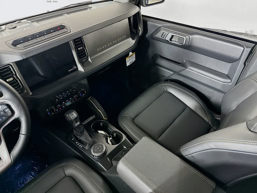 Thumbnail: 2025 Ford Bronco - 11