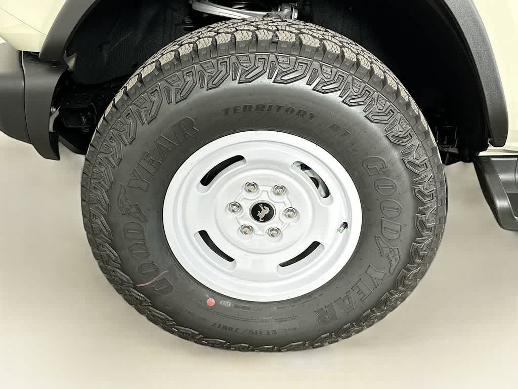 Thumbnail: 2026 Ford Bronco - 8