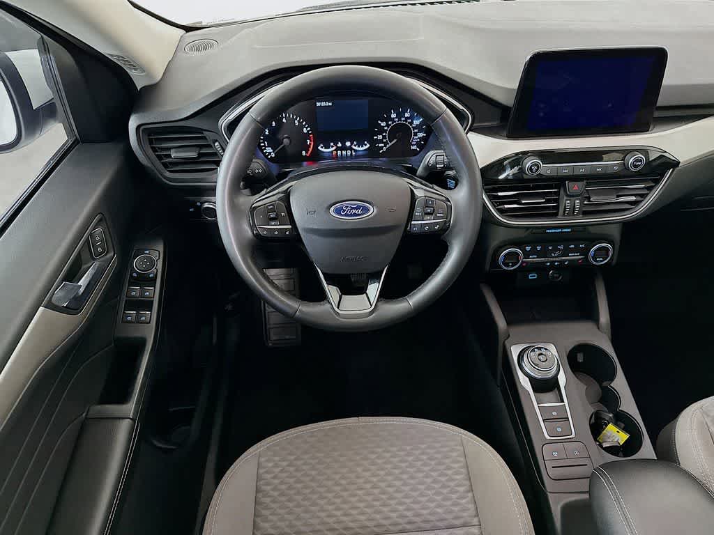 Thumbnail: 2021 Ford Escape - 10