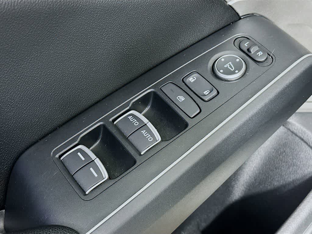 Thumbnail: 2023 Acura Integra - 27