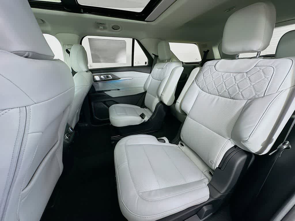 Thumbnail: 2025 Ford Explorer - 14