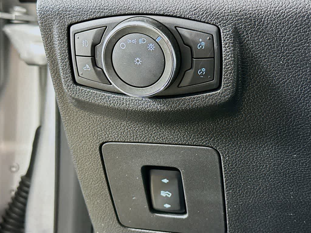 Thumbnail: 2016 Ford F-150 - 26