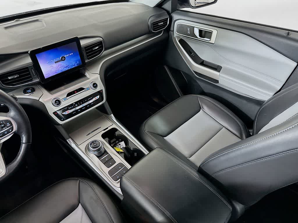 Thumbnail: 2022 Ford Explorer - 11