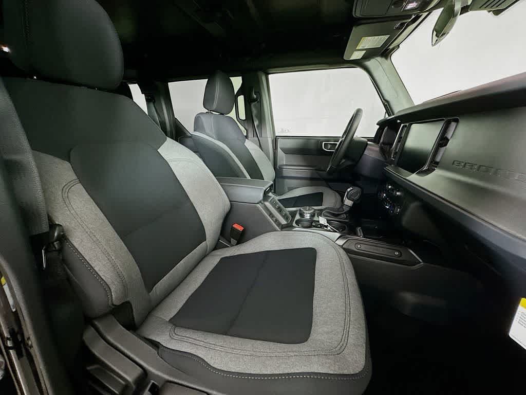 Thumbnail: 2025 Ford Bronco - 14