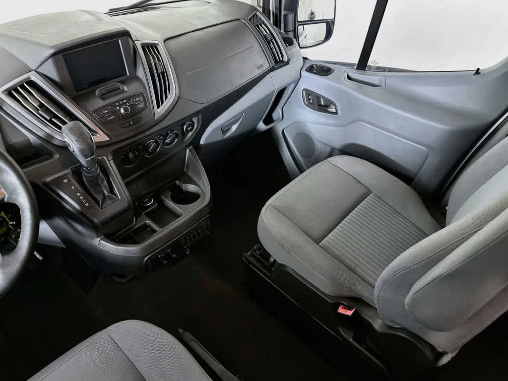 Thumbnail: 2017 Ford Transit Series - 11