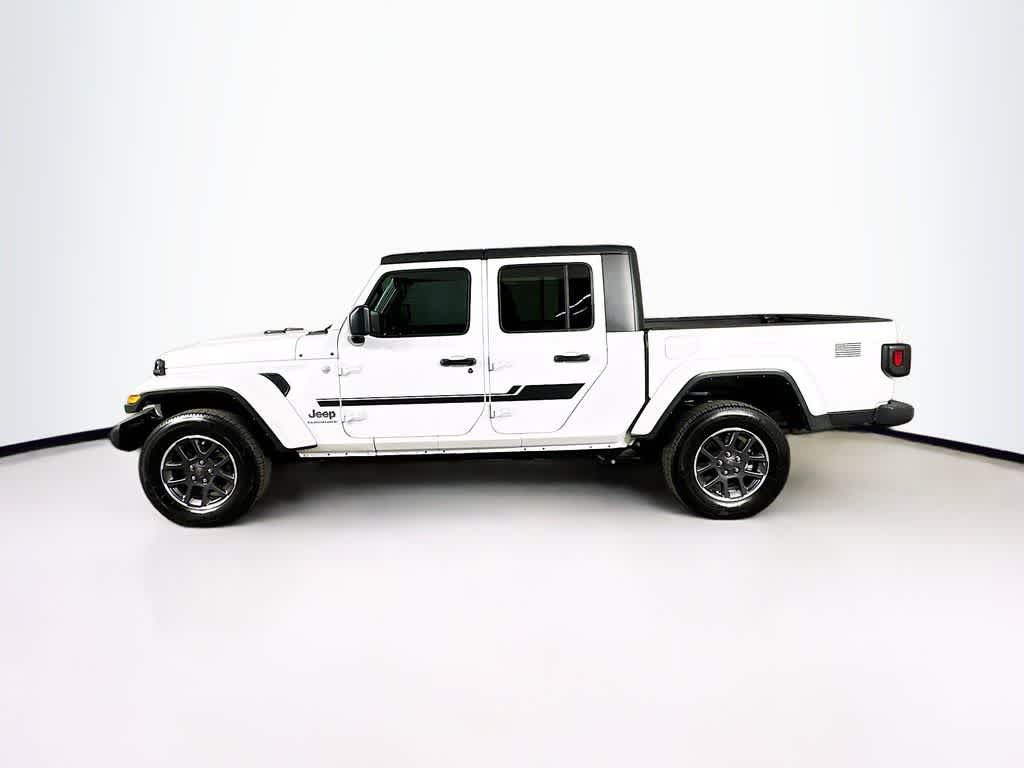 Thumbnail: 2023 Jeep Gladiator - 3