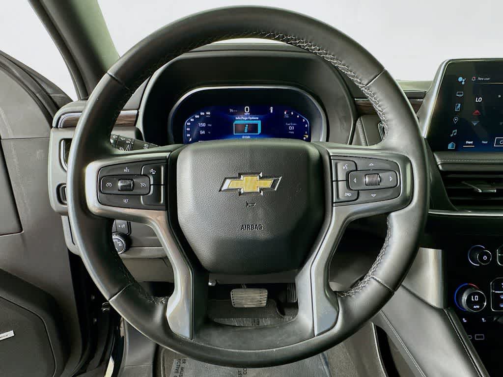 2023 Chevrolet Suburban LT 16