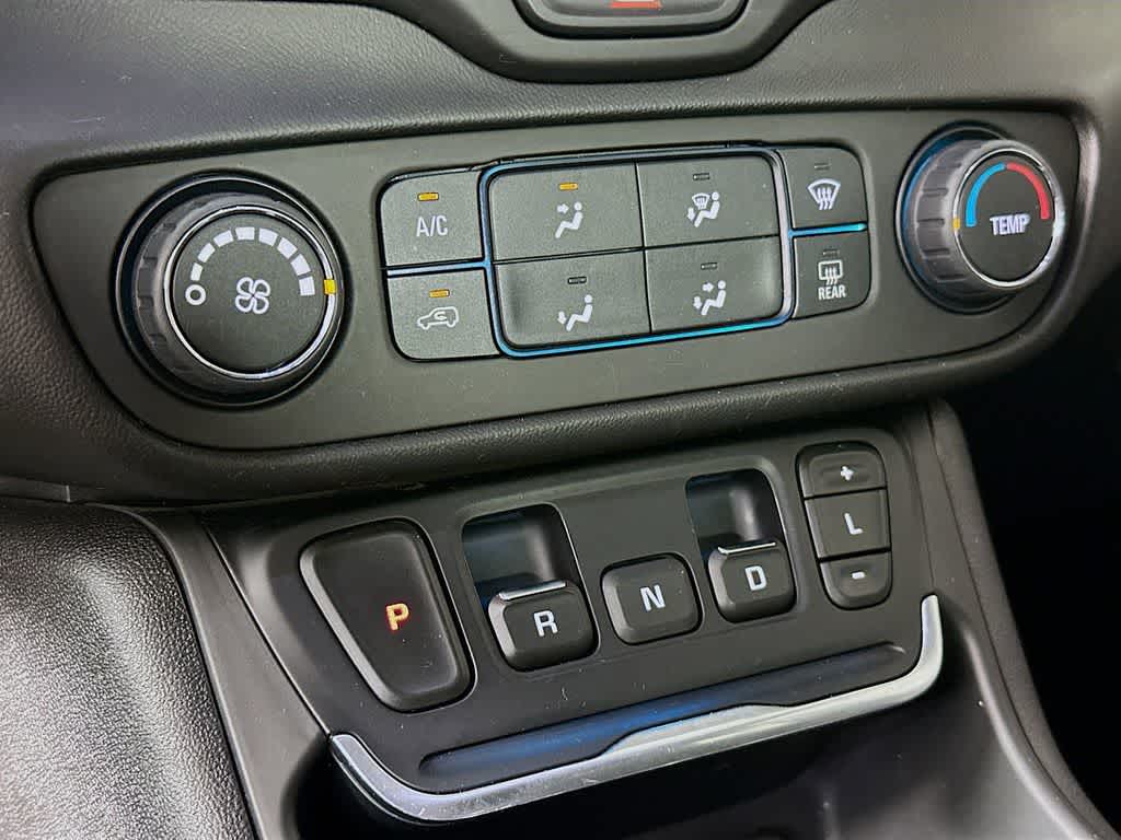 Thumbnail: 2019 GMC Terrain - 18