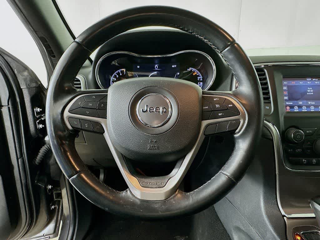 Thumbnail: 2020 Jeep Grand Cherokee - 16