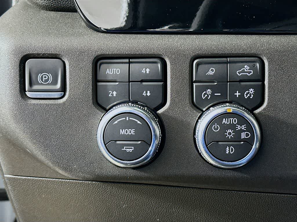 Thumbnail: 2024 GMC Sierra 2500 - 27