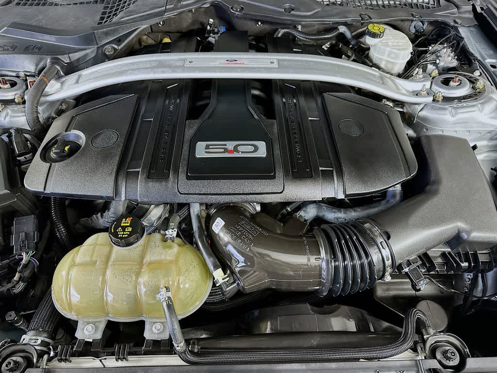 Thumbnail: 2022 Ford Mustang - 9