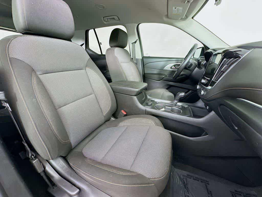 Thumbnail: 2019 Chevrolet Traverse - 15