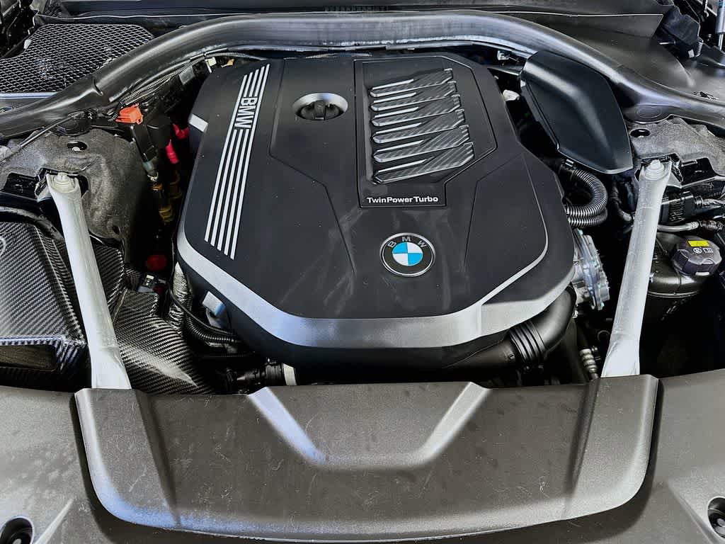 Thumbnail: 2020 BMW 7 Series - 8