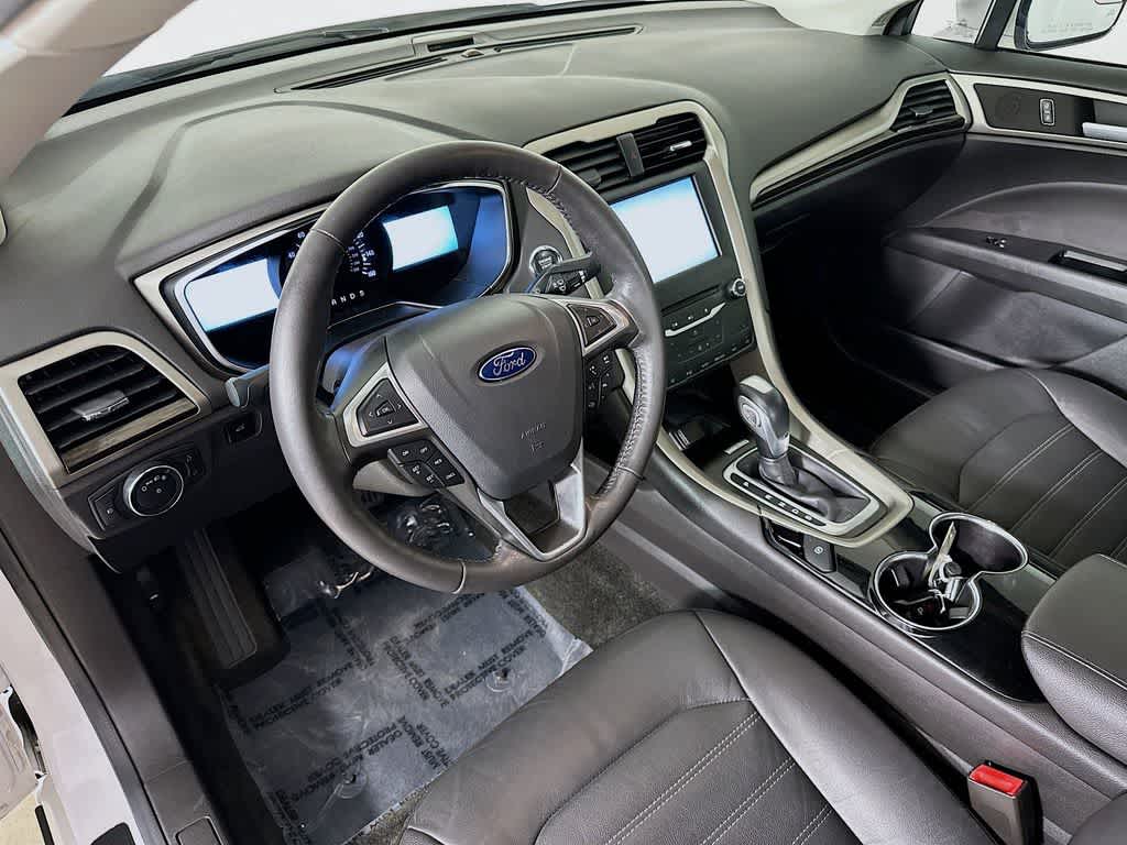 Thumbnail: 2015 Ford Fusion - 2