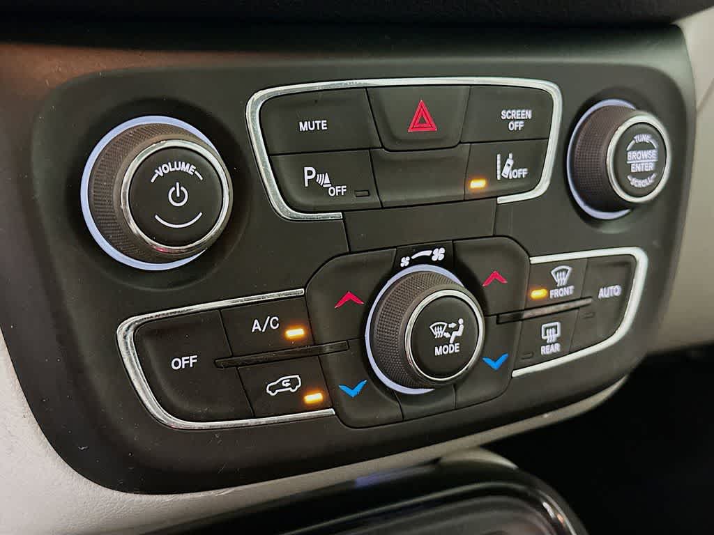 Thumbnail: 2021 Jeep Compass - 18