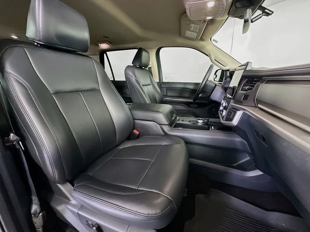 Thumbnail: 2022 Ford Expedition - 15