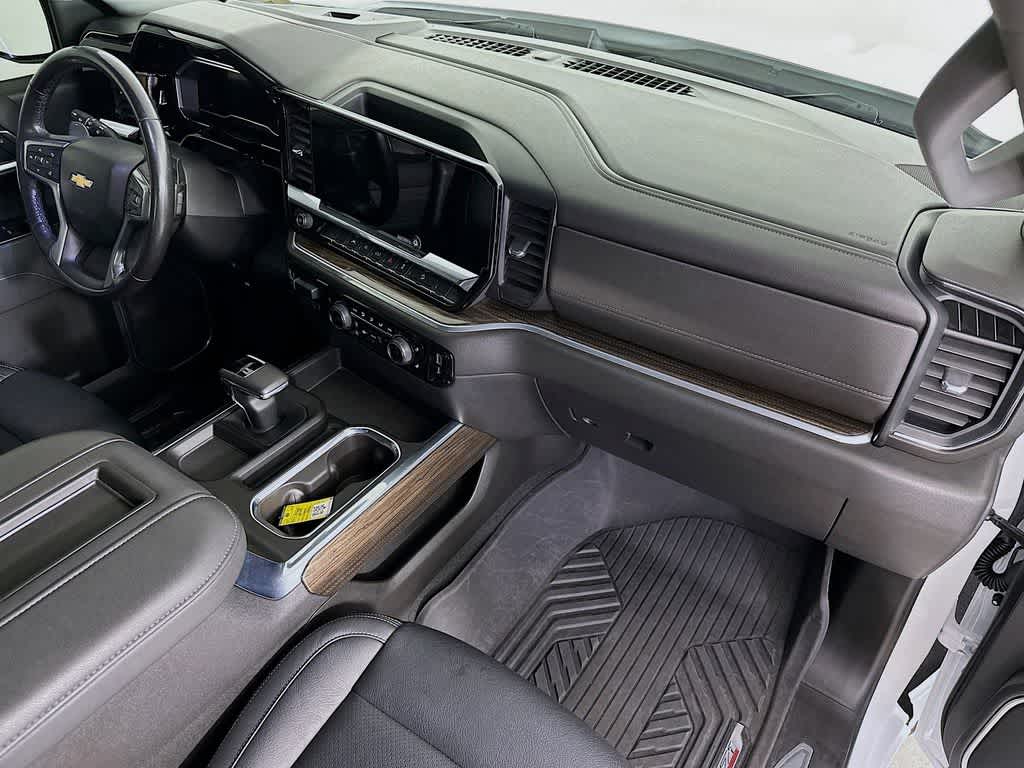 Thumbnail: 2022 Chevrolet Silverado 1500 - 31