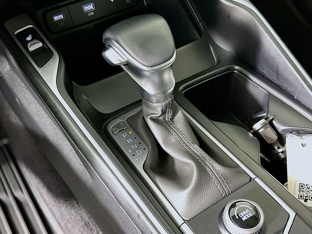 Thumbnail: 2023 Kia Sorento - 19