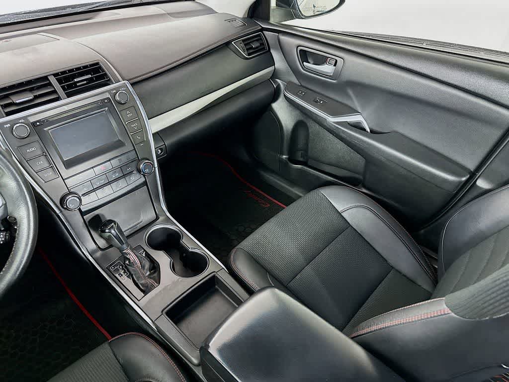 Thumbnail: 2017 Toyota Camry - 11