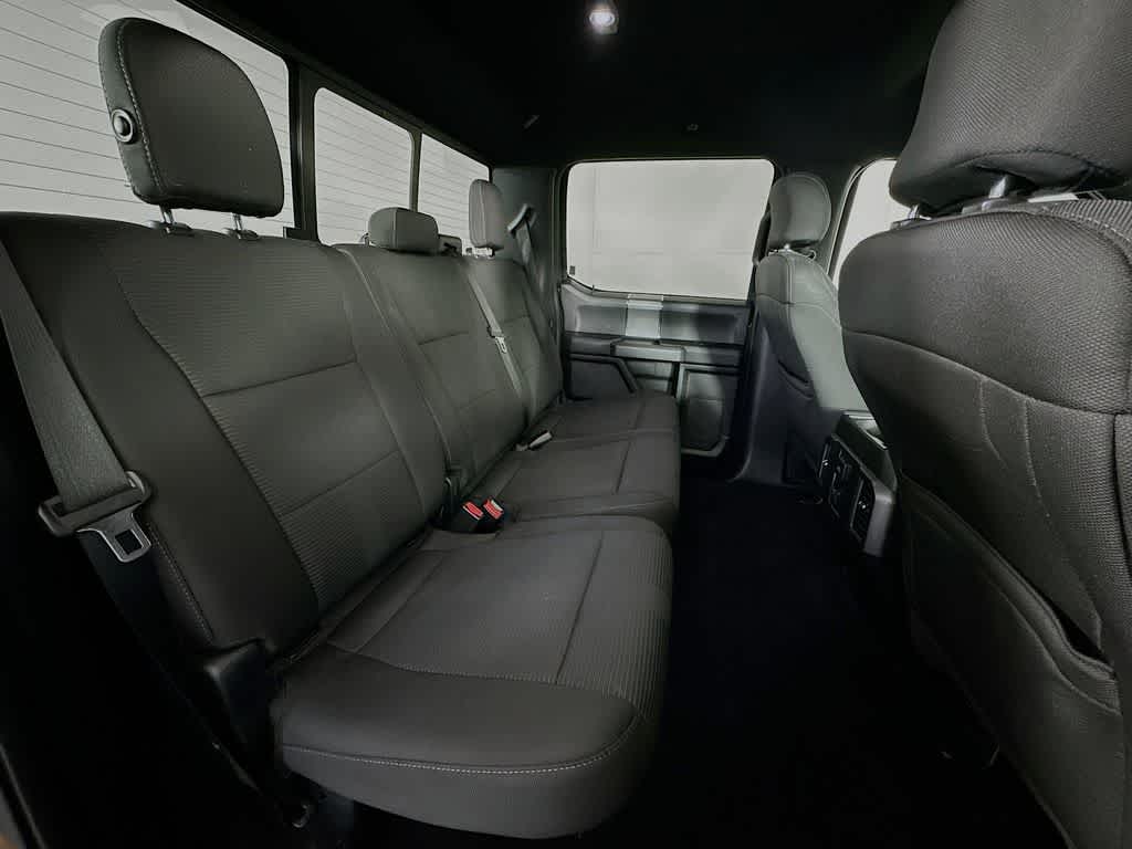 Thumbnail: 2016 Ford F-150 - 32