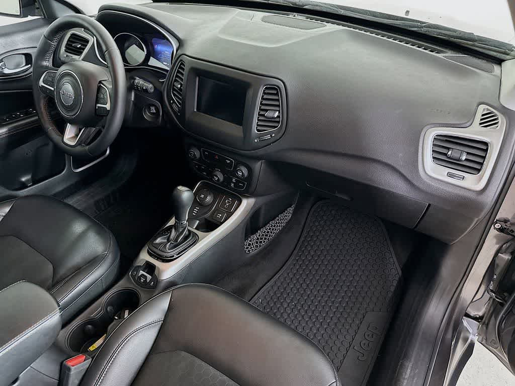 Thumbnail: 2018 Jeep Compass - 32