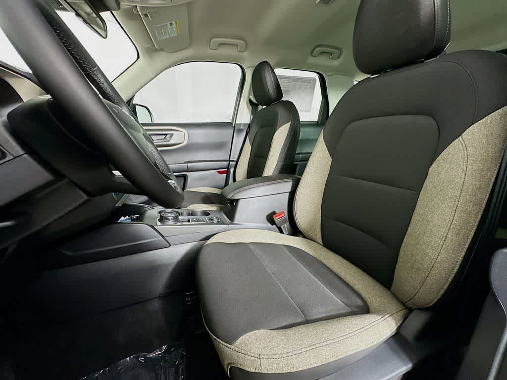 Thumbnail: 2025 Ford Bronco Sport - 12