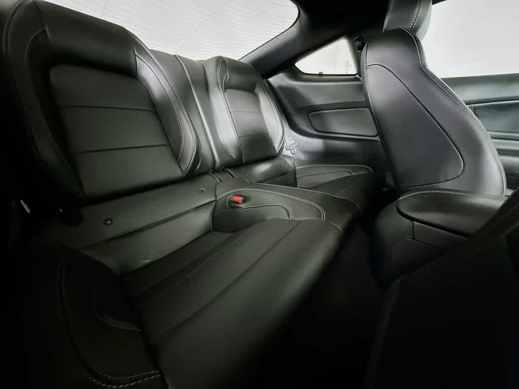 Thumbnail: 2022 Ford Mustang - 30