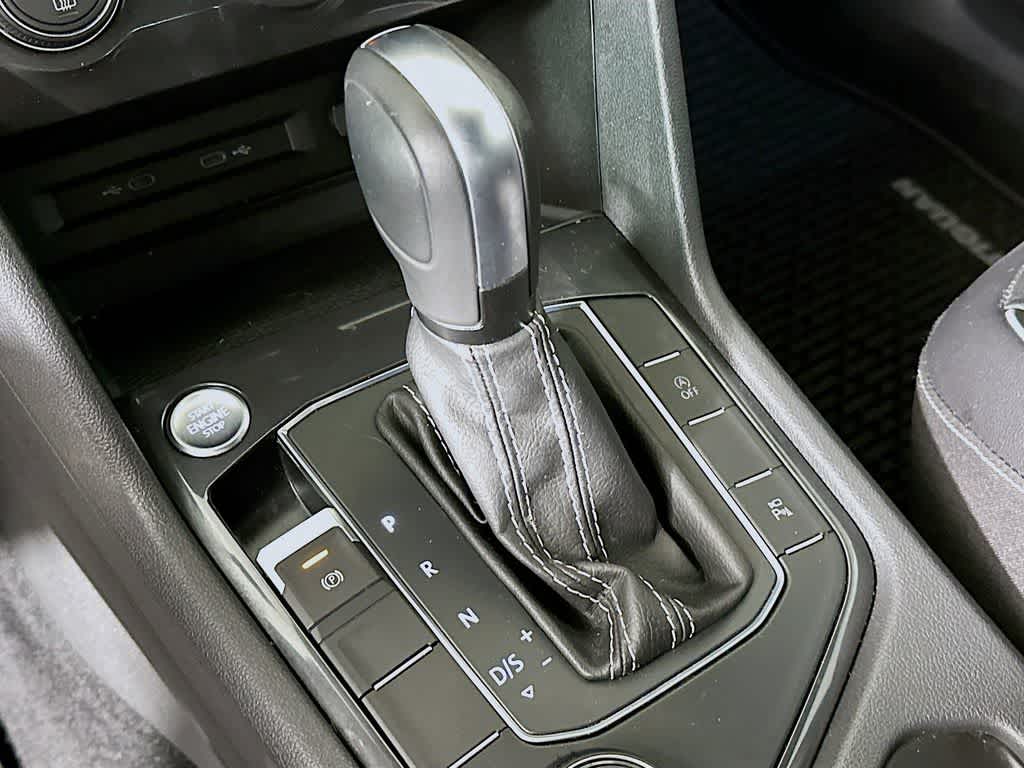 Thumbnail: 2021 Volkswagen Tiguan - 19