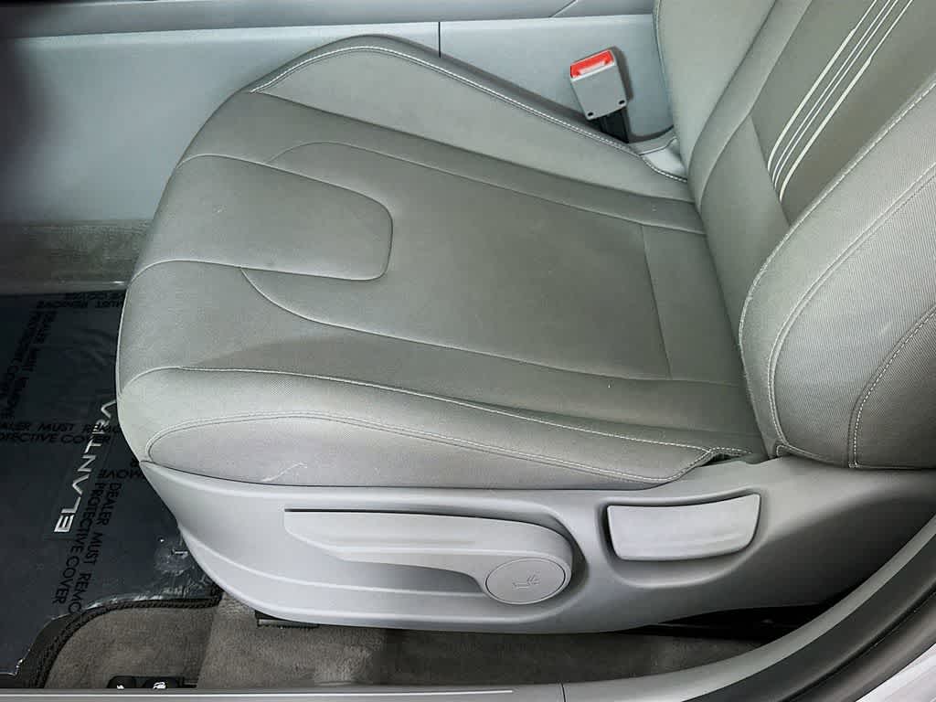 Thumbnail: 2025 Hyundai Elantra - 30