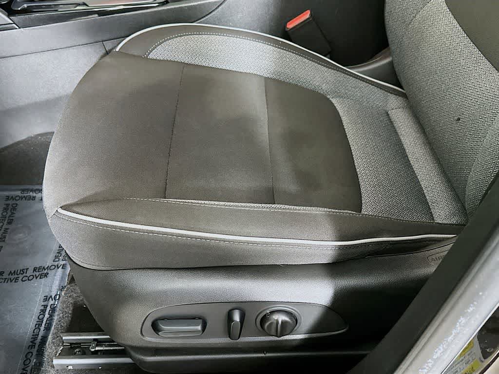 Thumbnail: 2022 Chevrolet TrailBlazer - 29