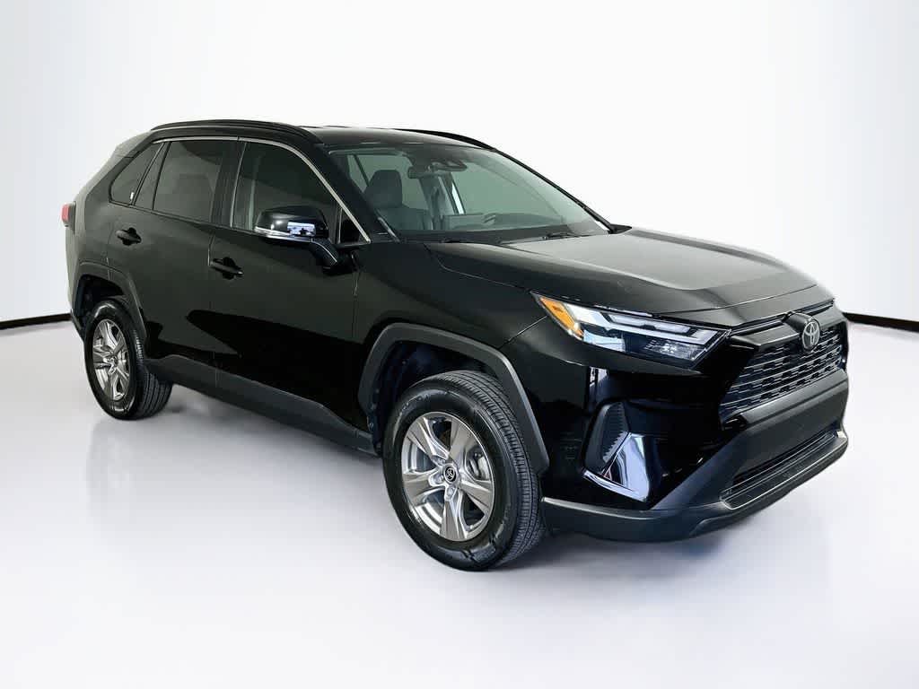 Thumbnail: 2022 Toyota RAV4 - 24